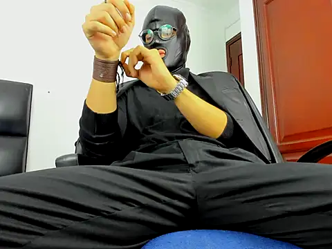 belialcrow666 online show from November 13, 7:29 pm