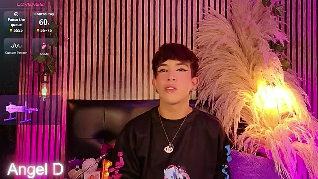 Angeldust19 online show from April 25, 3:20 am