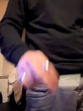 lukassmiile online show from November 16, 3:30 am