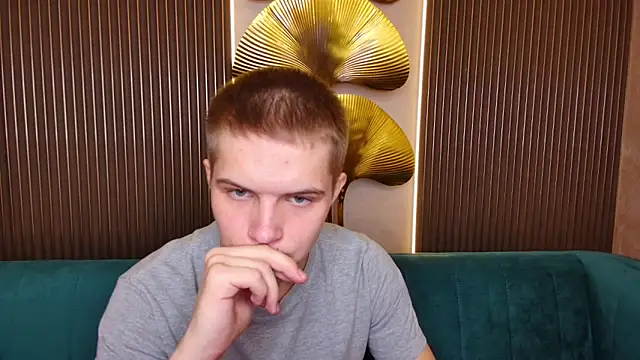 Piter Ward online show from November 26, 8:34 pm