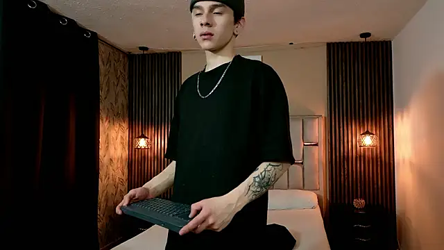 James Adams 01 online show from February 11, 12:32 pm