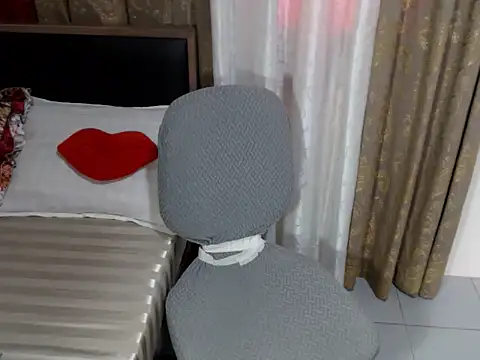 AmazingVivyoria69 online show from February 23, 7:54 am