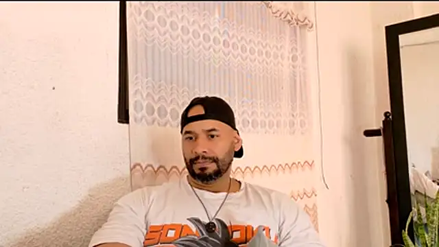 musclehetero online show from July 24, 9:33 pm