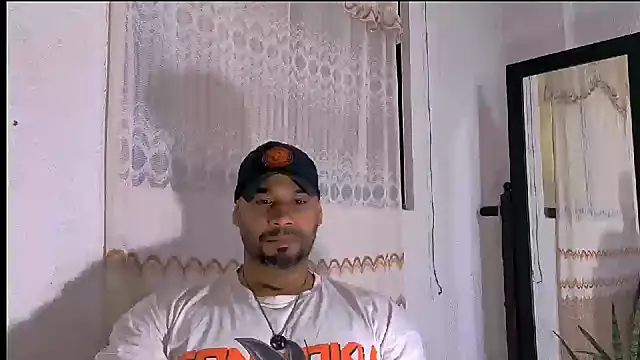 musclehetero online show from July 16, 2:02 pm