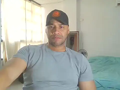 musclehetero online show from December 4, 1:51 pm