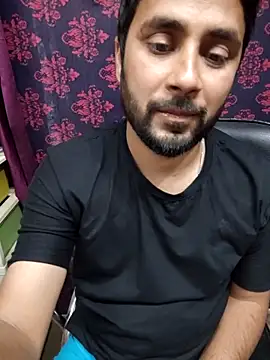 Cute Lucky online show from April 22, 10:20 am