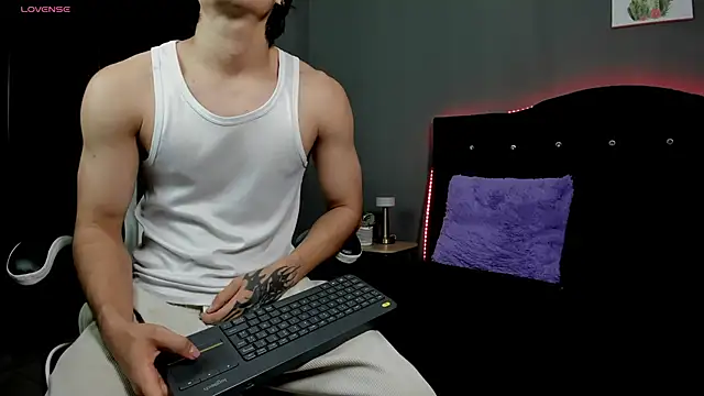 eren jeager online show from March 22, 1:21 am