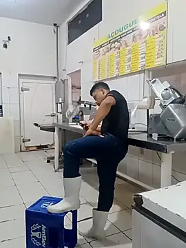 RobertoLuiz84 online show from April 23, 12:40 pm