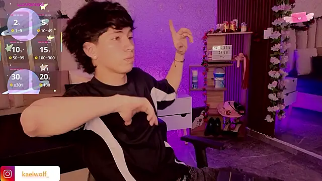 kaelwolf tay online show from March 3, 7:21 pm