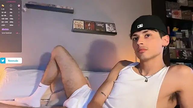 noxnude online show from March 17, 10:56 pm