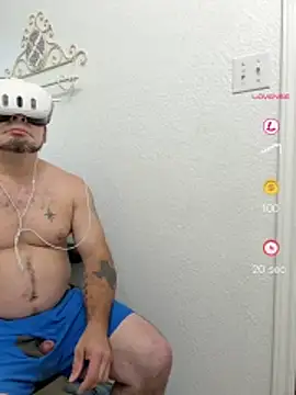 2addictivelyhorny online show from April 23, 1:46 pm