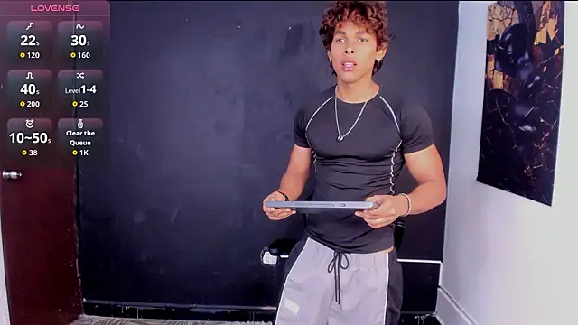 LiamVibes212 online show from February 16, 1:20 pm