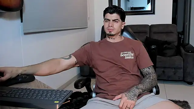  mrcock   online show from July 26, 5:48 am