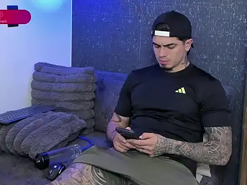  mrcock   online show from June 10, 5:31 am