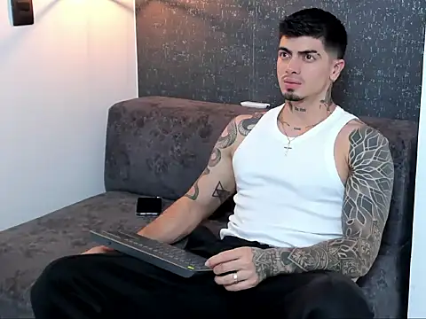  mrcock   online show from February 24, 11:49 pm