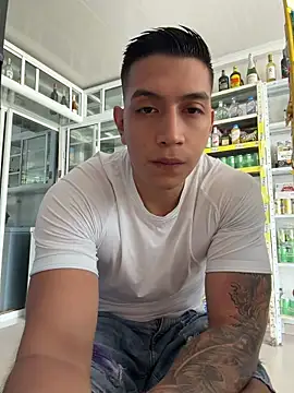 OliverWest04 online show from June 5, 4:57 pm