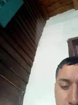 Alvarezz0202 online show from July 26, 1:08 pm