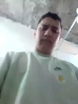 Alvarezz0202 online show from June 17, 5:15 pm