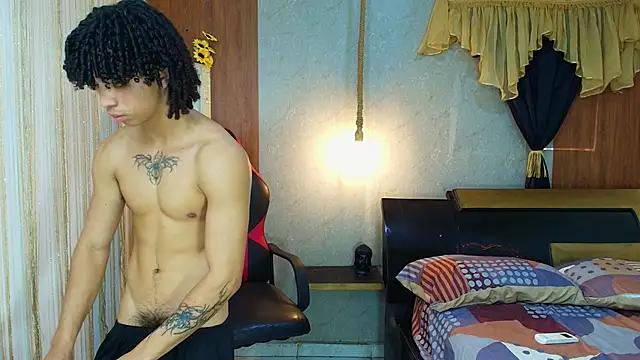 kim curlyy online show from April 2, 4:15 pm