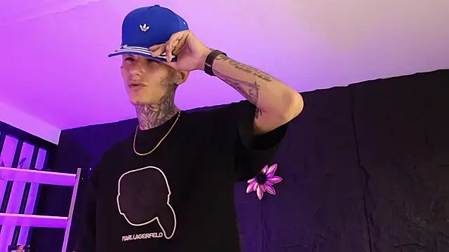 Paulo 527 online show from February 11, 10:04 pm