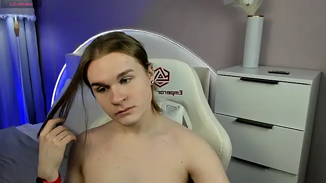 LeanByri online show from November 28, 8:16 am