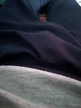 erdestruttor18 online show from November 29, 8:38 am