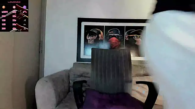 Maxkarther online show from December 2, 9:18 pm