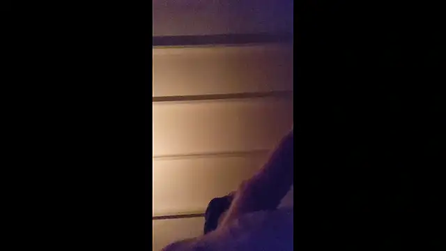 Denisxsxs online show from January 5, 11:08 pm