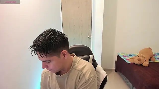 Asta YunoXXX online show from April 26, 6:00 am