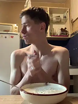 FreeRich online show from January 11, 4:05 am