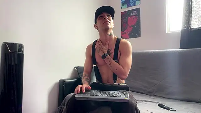 liorvante online show from February 15, 1:30 pm