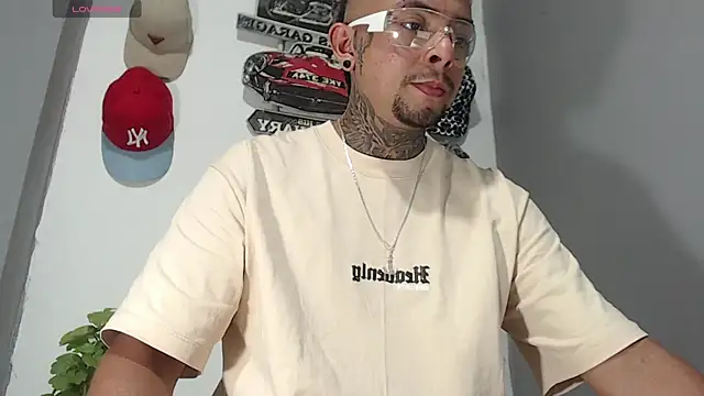 BASTIAN NICOLAS  online show from February 19, 10:06 pm