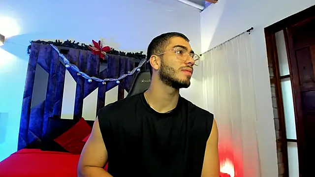 Franco banderas online show from December 3, 3:29 pm