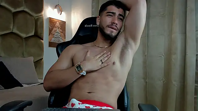 Franco banderas online show from February 14, 2:01 pm