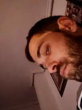 Elchicomalo29 online show from February 3, 3:48 am