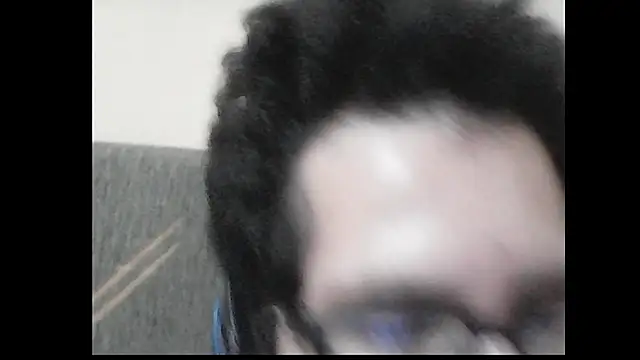 TonyoGuerrero online show from December 2, 6:11 pm