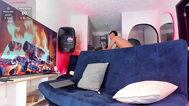 Latin boys79 online show from December 4, 10:28 pm