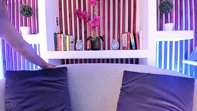 PatrickS25 online show from February 17, 5:39 am