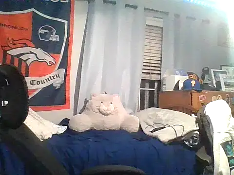 ValuedConcept687 online show from February 23, 5:20 am