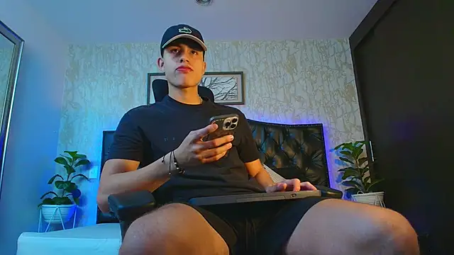 Lander Cruz online show from March 3, 8:48 pm