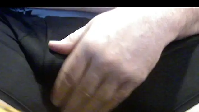 dadbodsensei  online show from February 3, 6:40 am