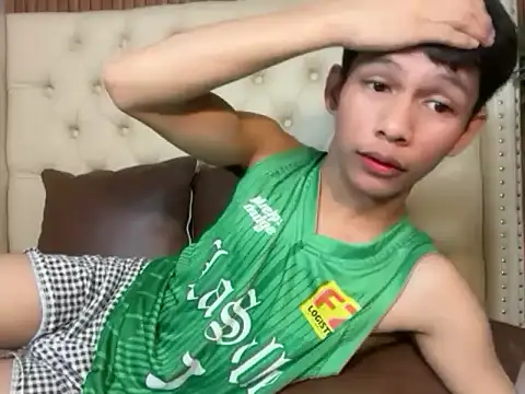 TheBoyAboveYou online show from June 25, 12:54 pm