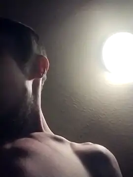 bigjohnson2914 online show from April 25, 4:15 am