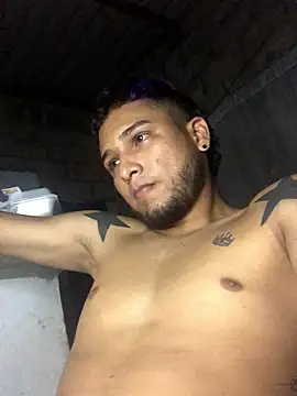 modeloxtz online show from January 10, 6:07 am