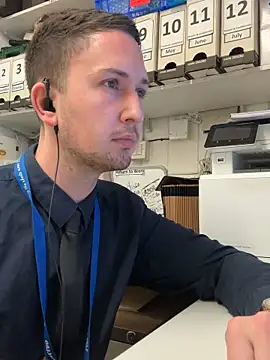 dirtyanal23 online show from April 12, 5:58 pm