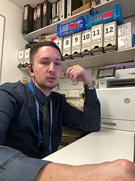 dirtyanal23 online show from March 8, 7:18 pm