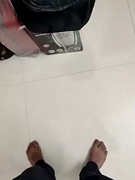 boyfromMum bai online show from April 1, 2:03 pm