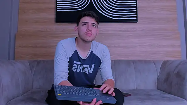 big  friends online show from January 9, 6:24 pm