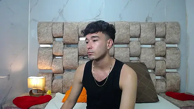 KathyAiden online show from April 25, 2:36 pm