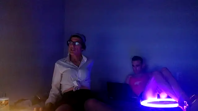 liltrouble online show from March 9, 12:10 pm